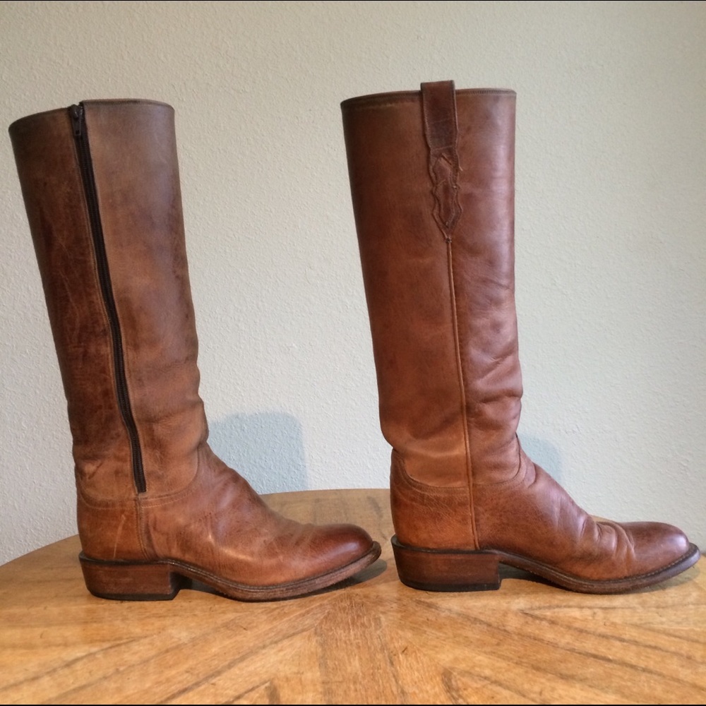 Lucchese classics N8750.